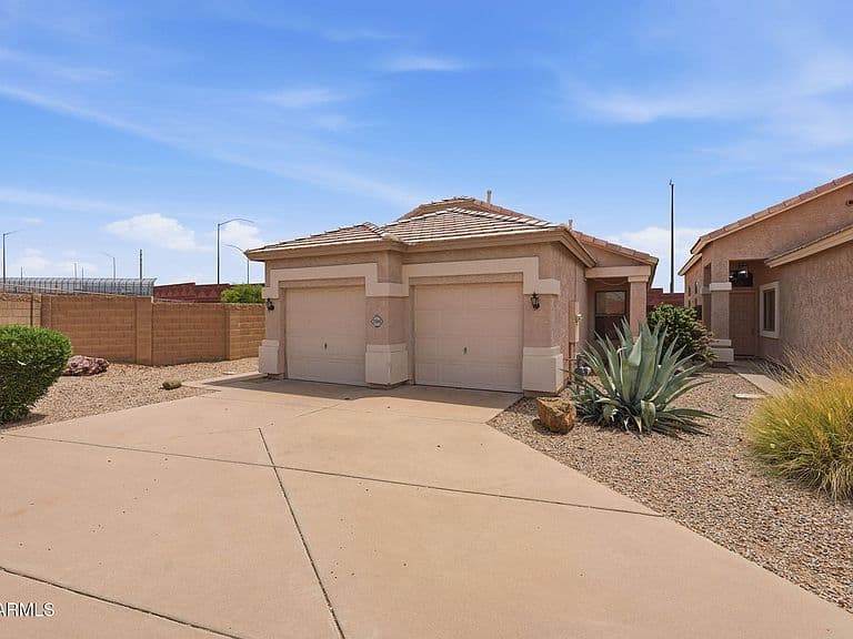 7265 E Knoll Street photo 1