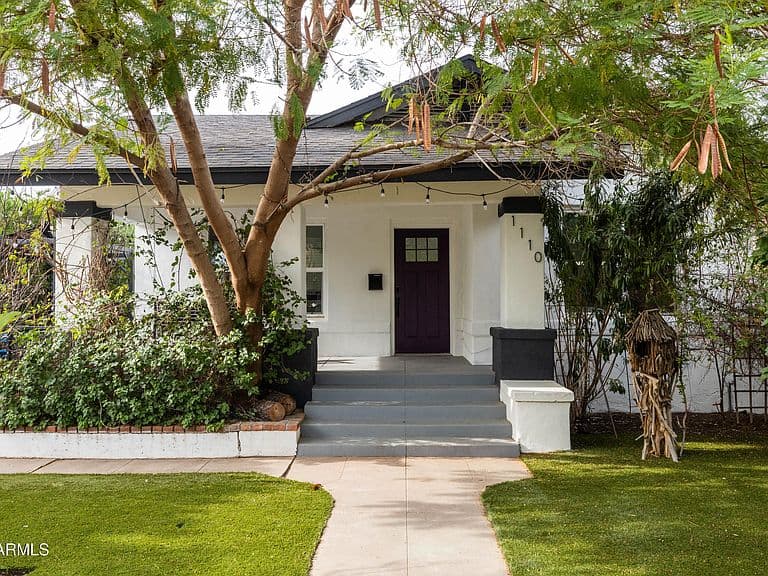 1110 E MCKINLEY Street photo 1