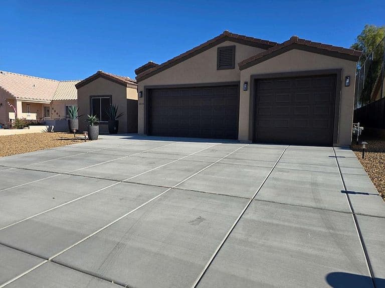 2029 E Desert Palms Drive photo 2