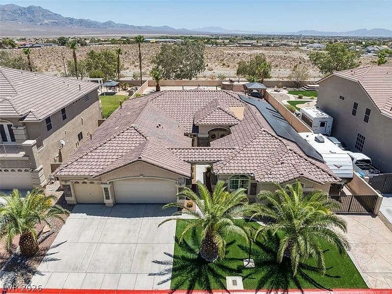 9304 Empire Rock St photo 2