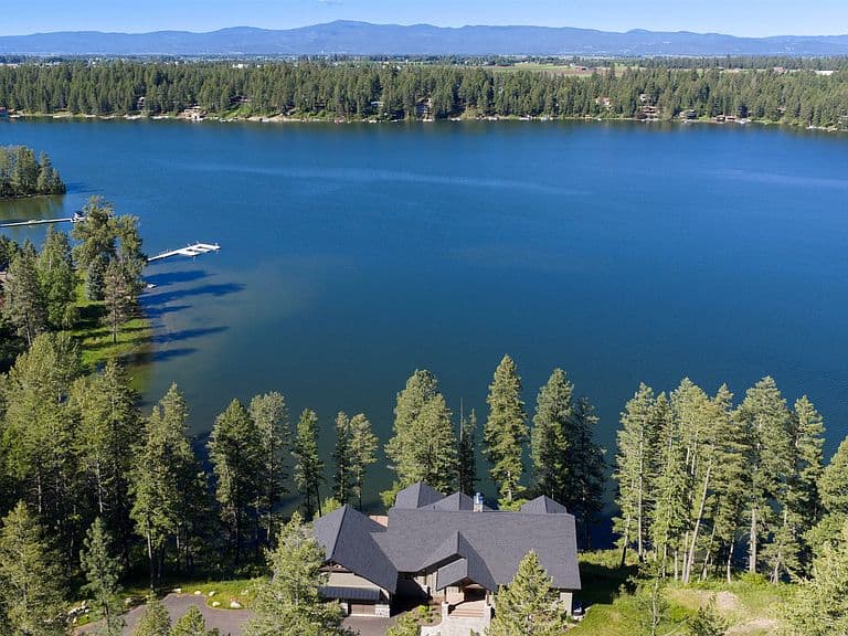198 Blaine Lakeshore Dr photo 1