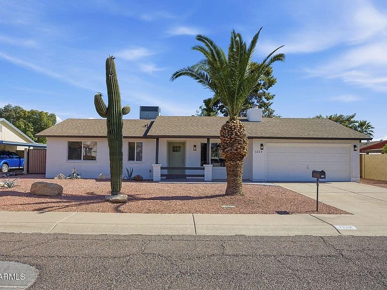 1215 W WESCOTT Drive photo 2