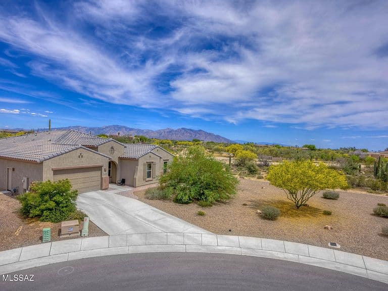 5427 W Windmill Farm Dr photo 2