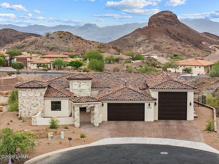 1020 Plaza La Cresta photo 1