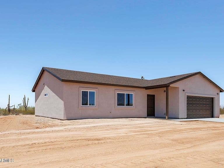 10772 N BIZNAGA Street photo 4