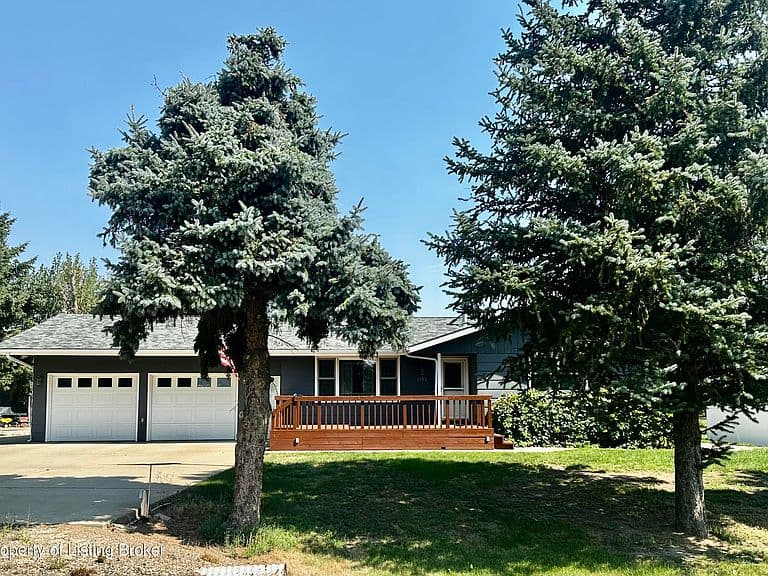 2153 Valentine Ave photo 1