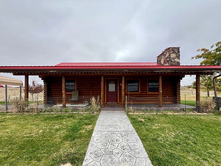 101 Yarrington Way photo 3