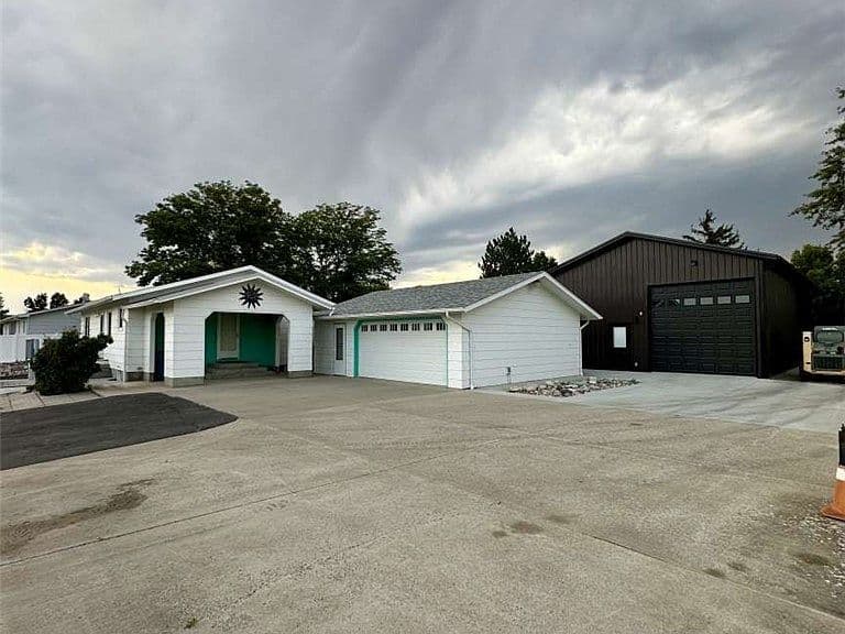 2615 Alpine View Dr photo 3