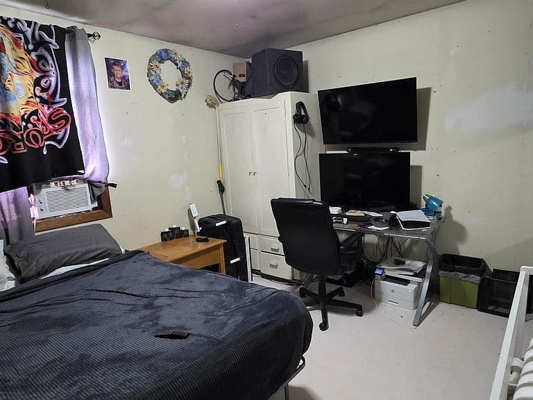 2433 Plateau Ln photo 5