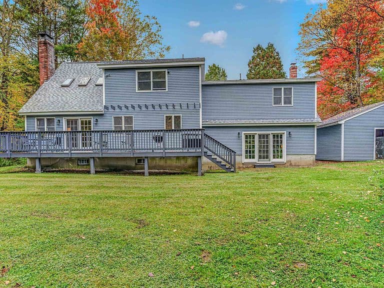 251 Hadley Road photo 2