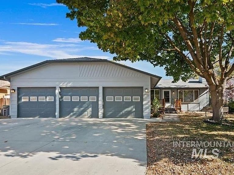 2708 N Ash Park Ln photo 1