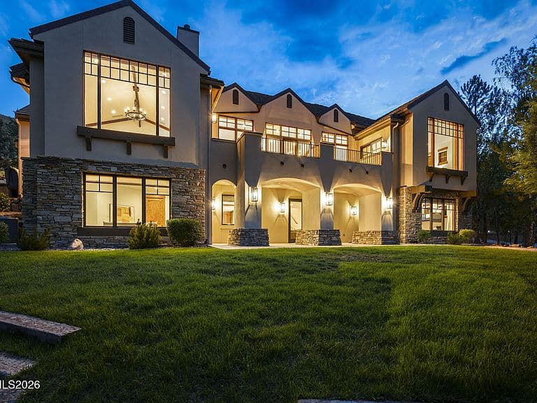 65 Sharps Cir photo 1