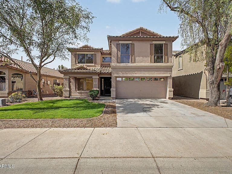 770 E LOVEGRASS Drive photo 2