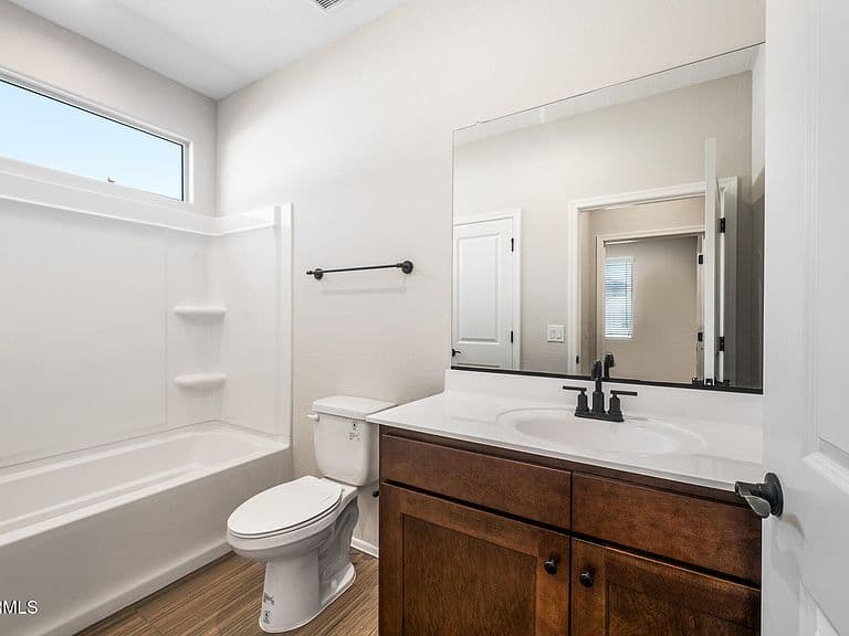 8059 W MEADOWLARK Way photo 2