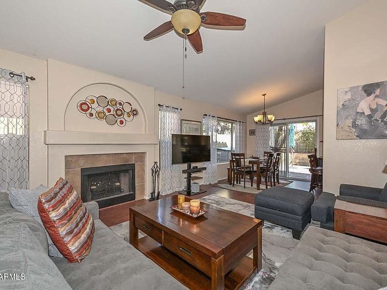 4616 E DANBURY Road photo 3