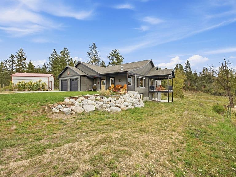111 Log Cabin Ln photo 2
