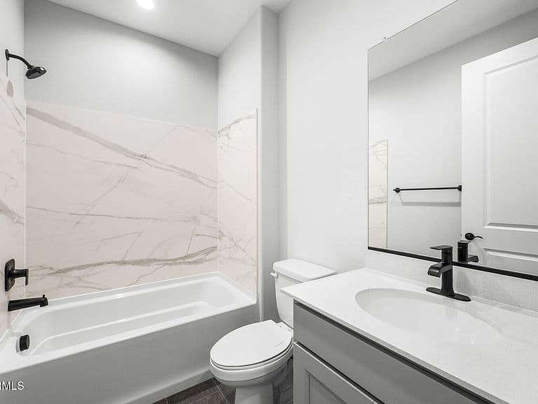 8079 W MEADOWLARK Way photo 3