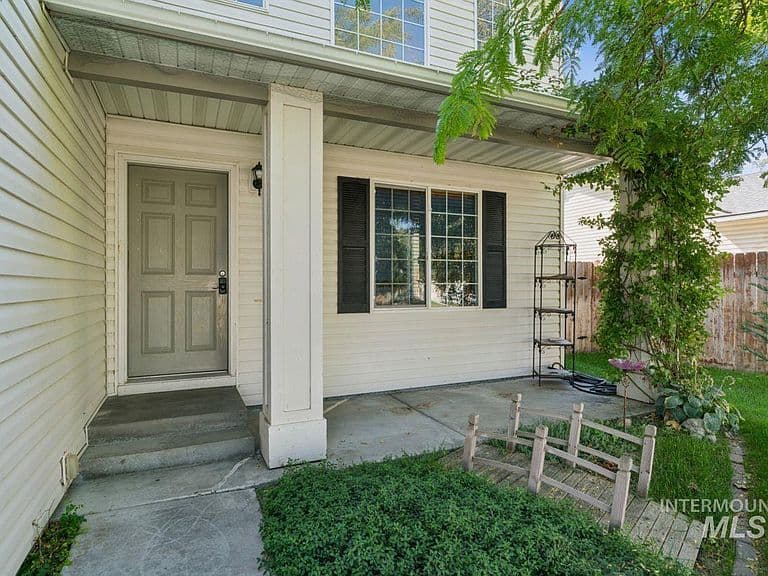 11761 Tidewater St photo 4
