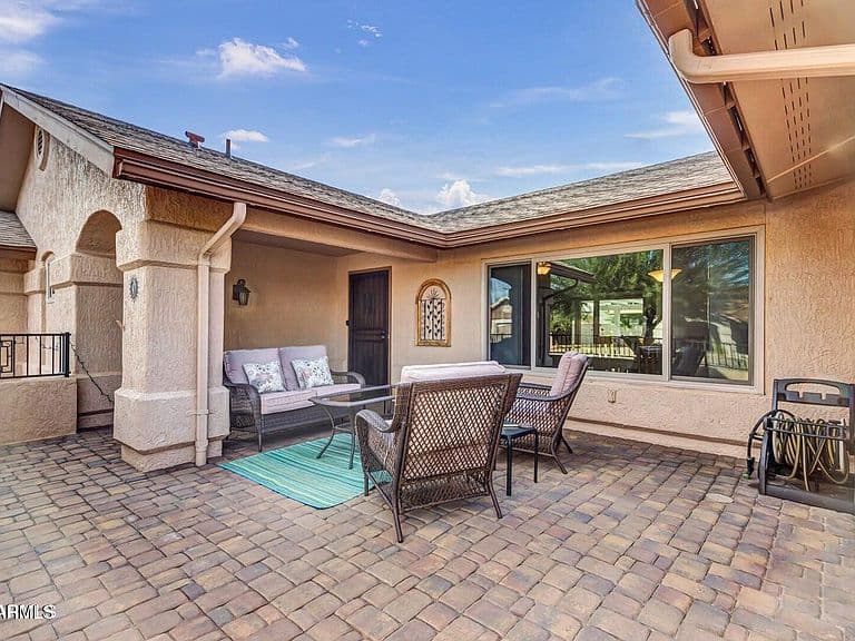 14747 W BUTTONWOOD Drive photo 1