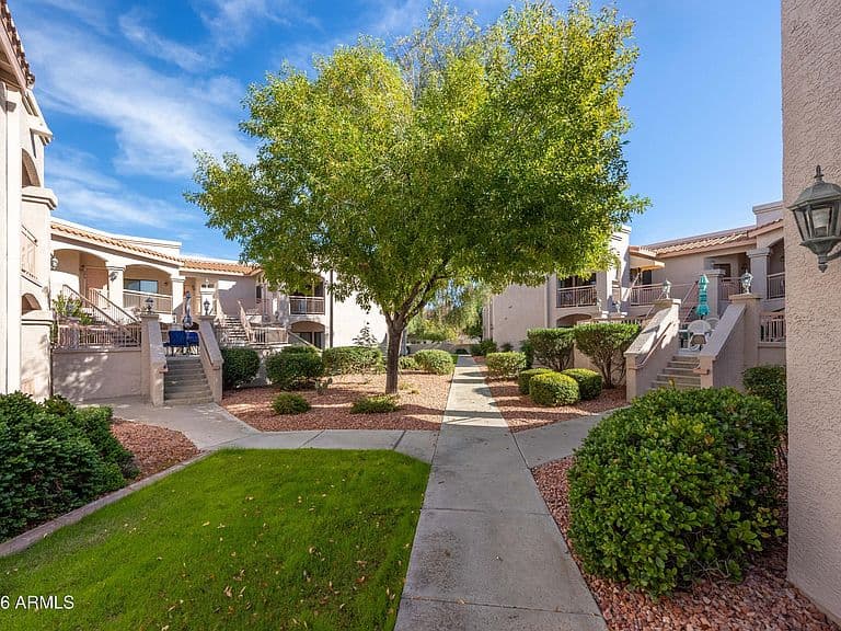 9151 W GREENWAY Road #273 photo 2