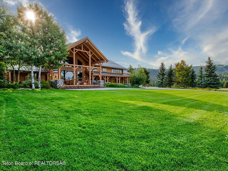 27650 N Buffalo Fork Rd photo 1