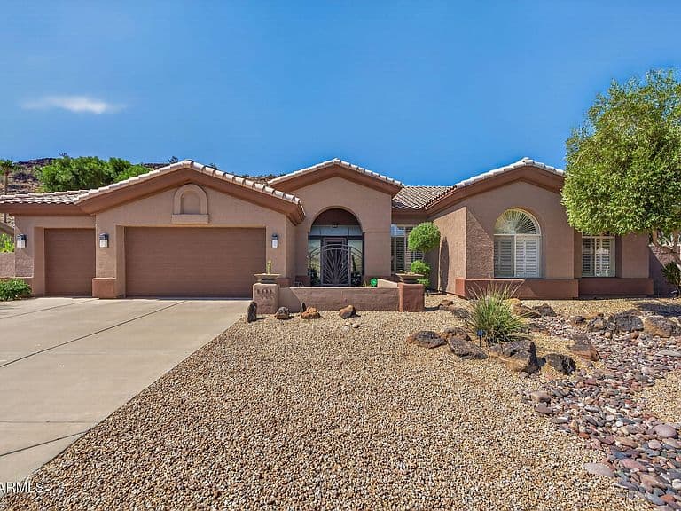 5565 W PINNACLE HILL Drive photo 2