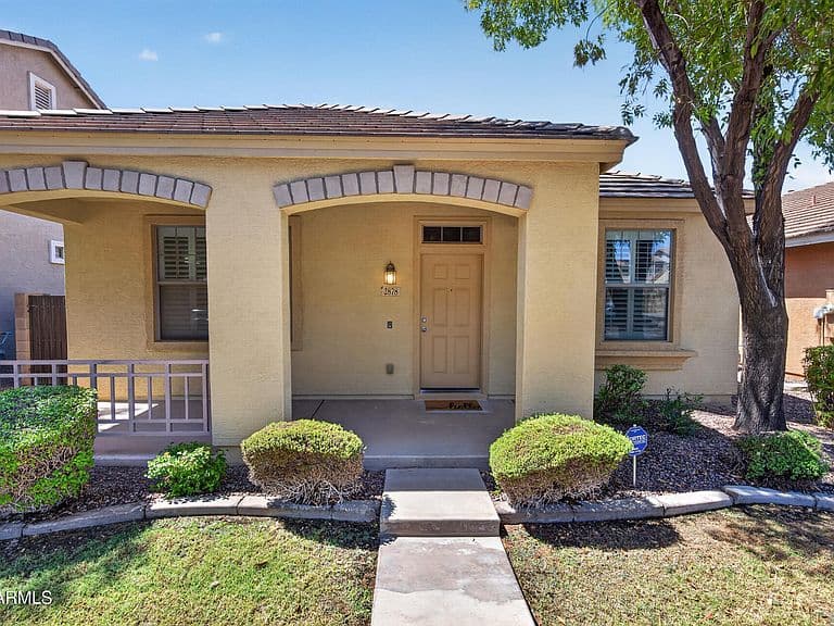 2878 S Arroyo Lane photo 4