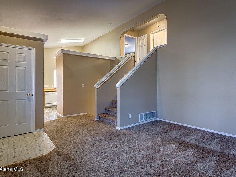 7523 N Heartland Dr photo 3