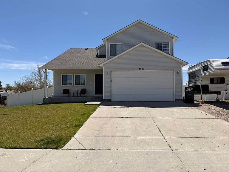3500 White Mountain Blvd photo 2