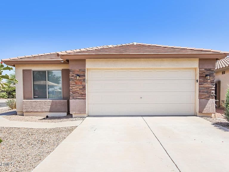 46176 W STARLIGHT Drive photo 2