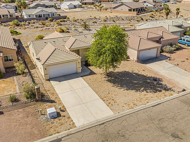 2054 E Sundance Dr photo 1