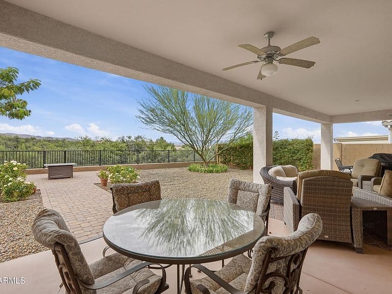 2324 GOLD RUSH Lane photo 2