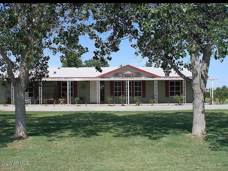 26708 S Sossaman Rd photo 2