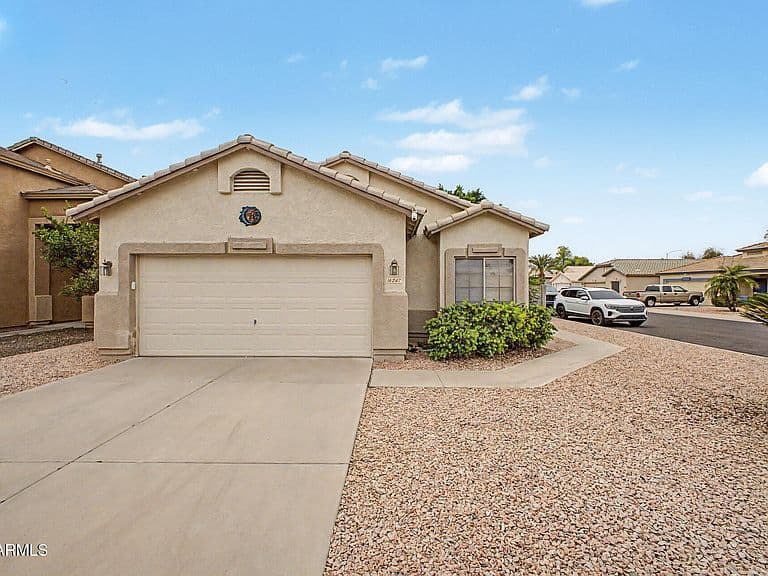 16247 W POST Drive photo 2
