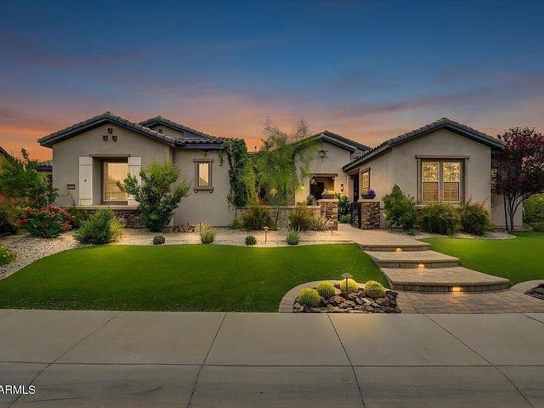 6221 E CALLE ESCUDA -- photo 1