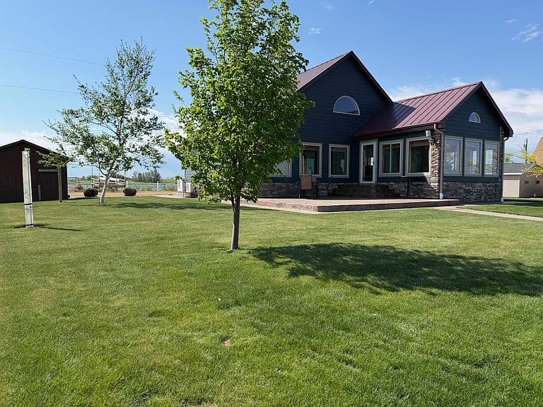 1100 E Lakeshore Dr photo 5
