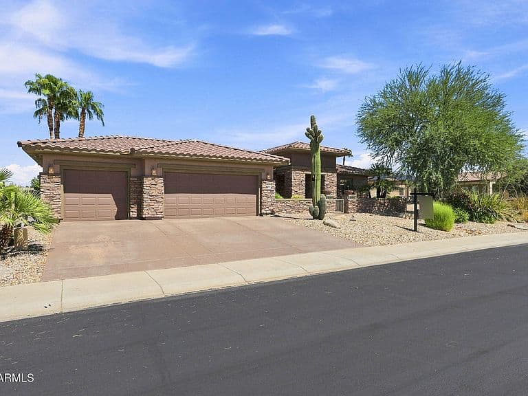 16904 W VILLAGIO Drive photo 3
