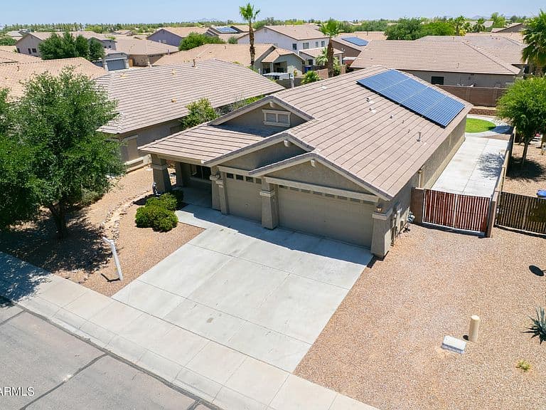 22121 N GREENLAND PARK Drive photo 1