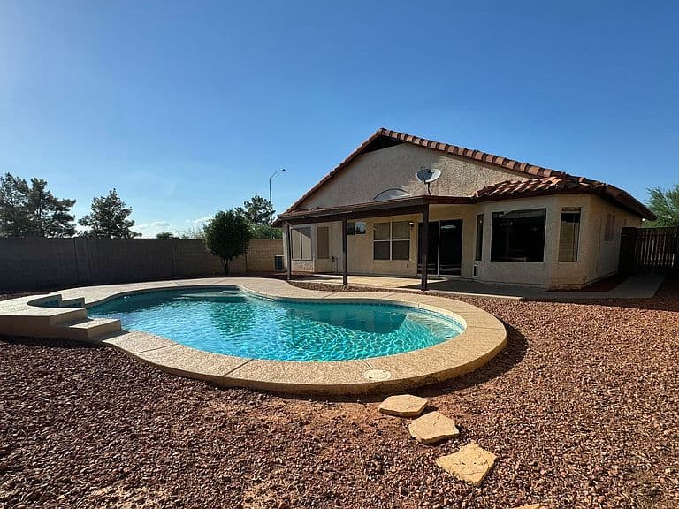 663 W Nopal Avenue photo 2