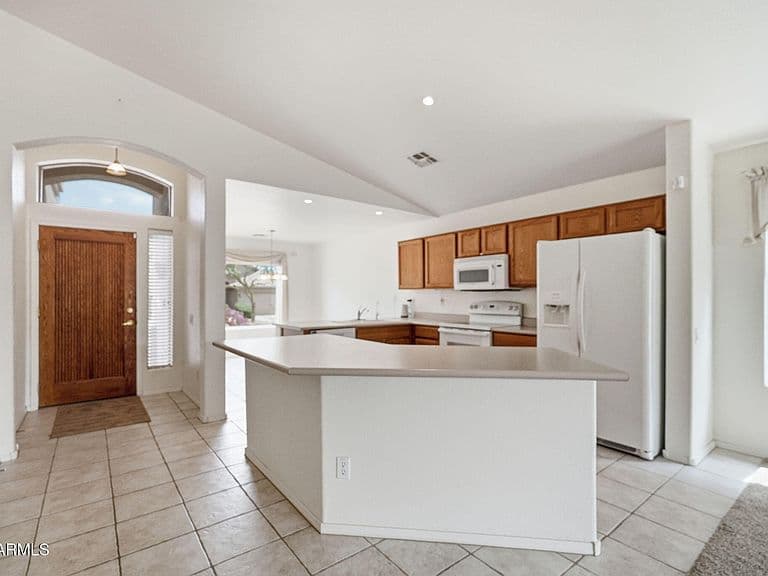 2328 N TIERRA ALTA Circle photo 4