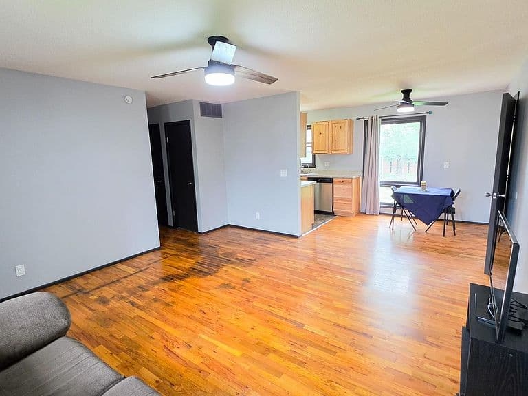2118 Oak Ave photo 5