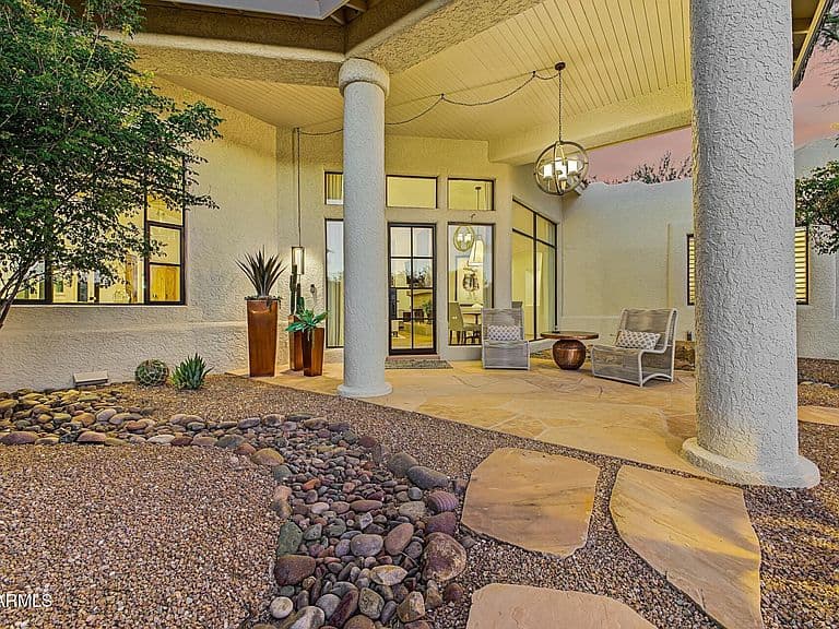 27807 N LUCERO Drive photo 4