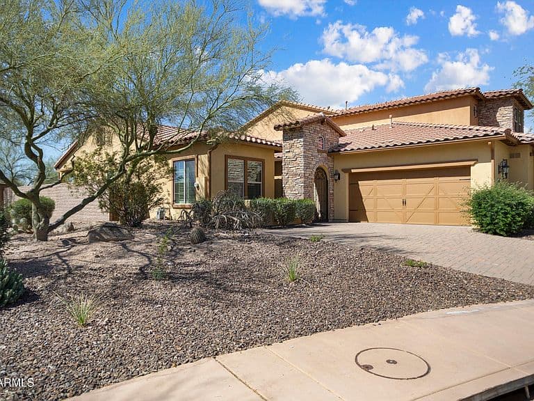 12047 W RED HAWK Drive photo 4