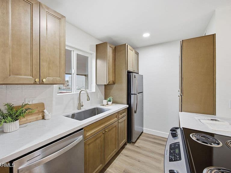 3119 N 38TH Street #8 photo 4