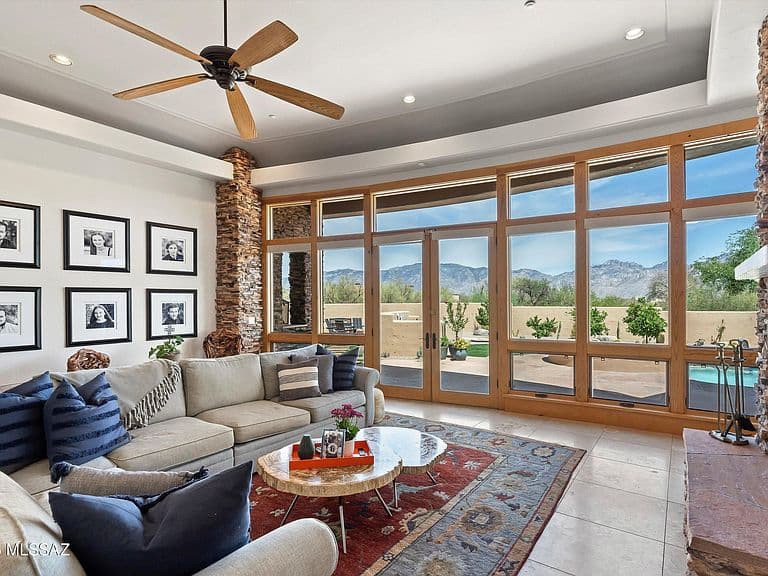 1083 W Vistoso Highlands Dr photo 3