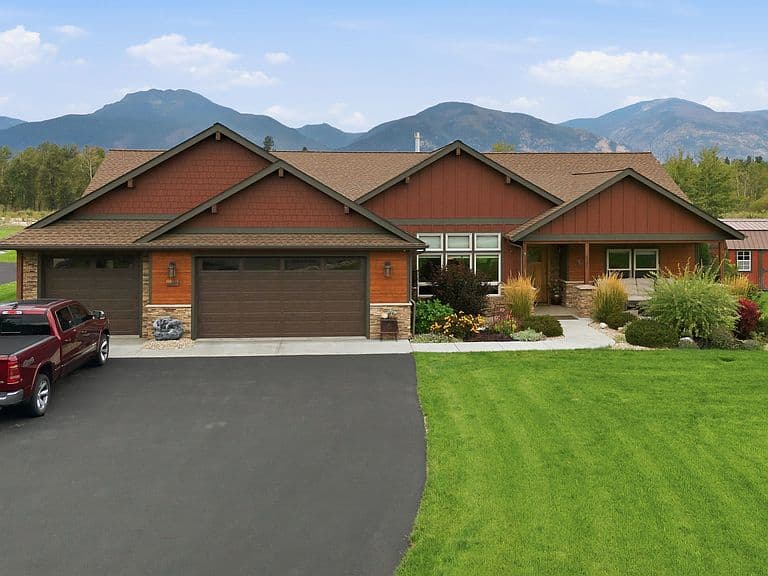5460 Flyhigh Ct photo 3