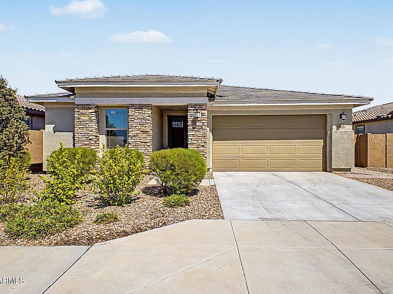 537 S PHEASANT Drive photo 2