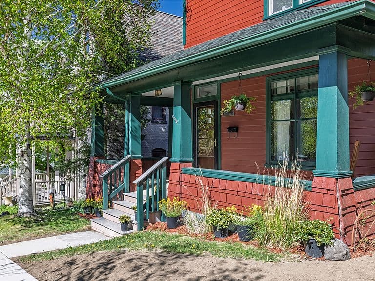 19 Shiland St photo 3