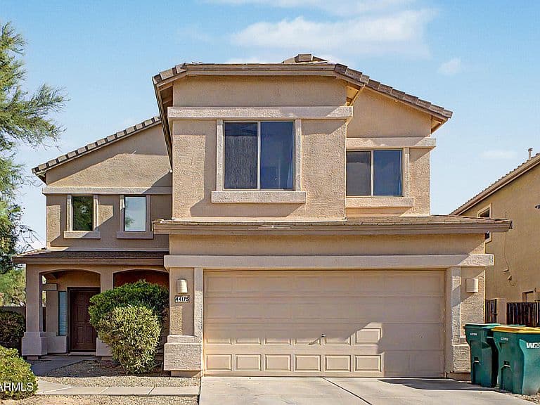 44175 W KNAUSS Drive photo 3