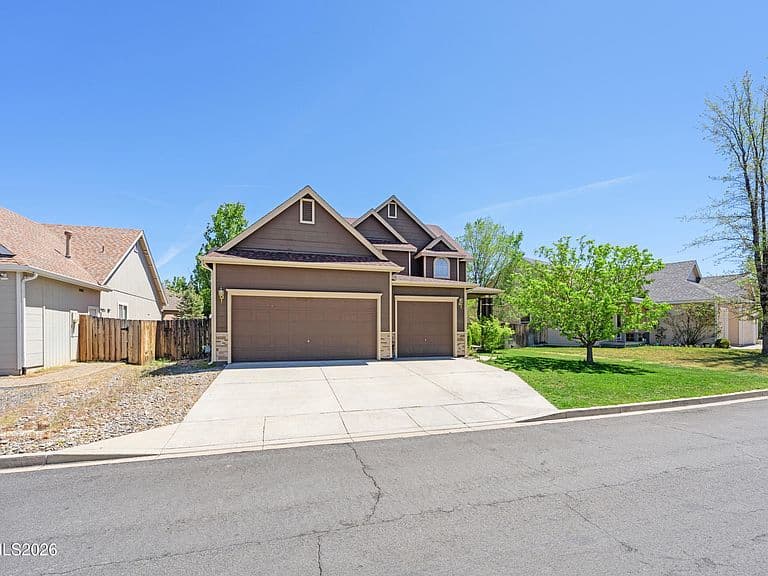 9640 Silver Desert Way photo 3